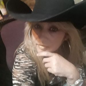 Meet your Posher, Silvia